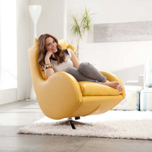 Lenny Leather chair from Fama