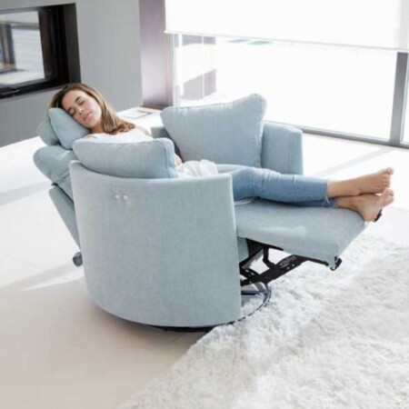 Moonrise recliner chair from Fama