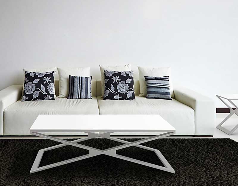 Oxana coffee table in brushed stainless steel - White lacquered