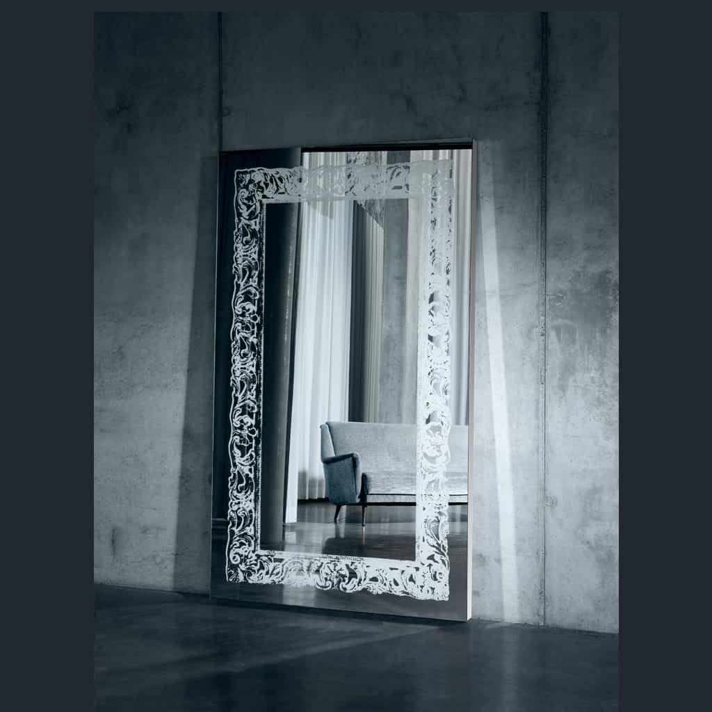 Scala Mirror from Deknudt