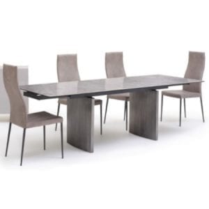 Advance dining table from Kesterport