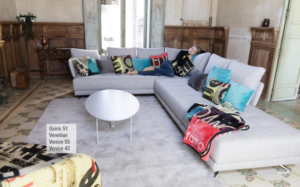 Pacific BL1+AZ1 Corner Sofa from Fama (253cm x 301cm) - Image 5