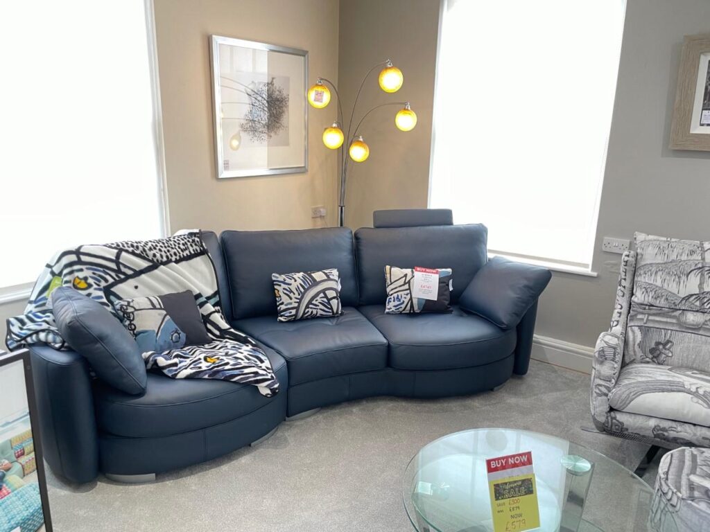 afrika leather sofa from Fama