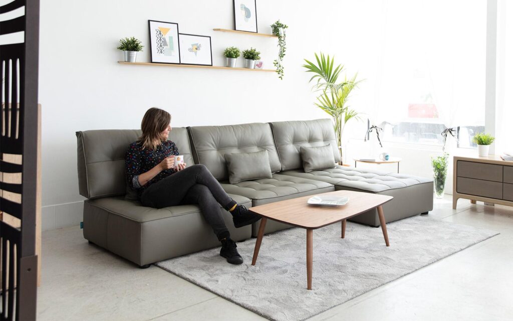 Arianne leather sofa from Fama