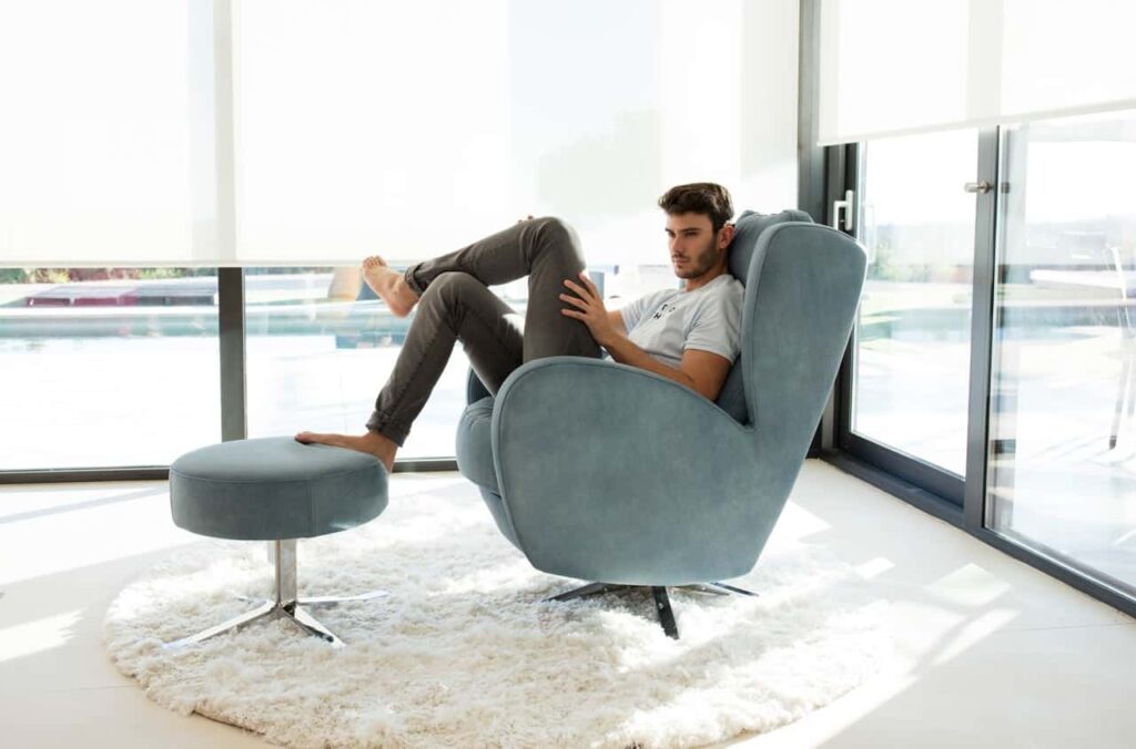 Romeo Chair In Fabric - Fama - Image 3