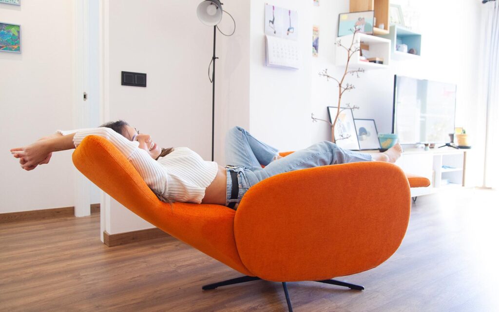 Mondrian Recliner Chair from Fama - Manual or Electric - Image 6