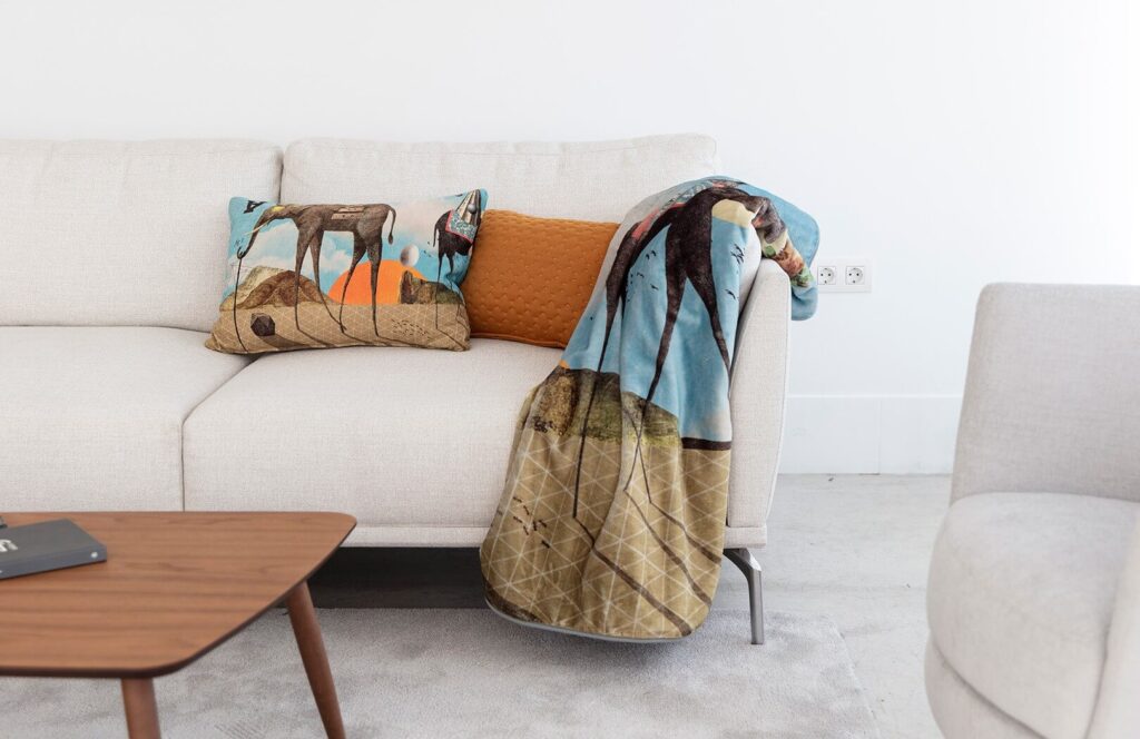 Dali Blanket from Fama