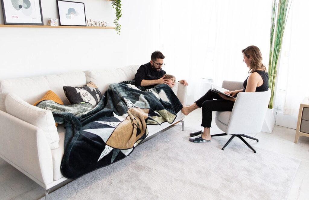 Guernica blanket from Fama
