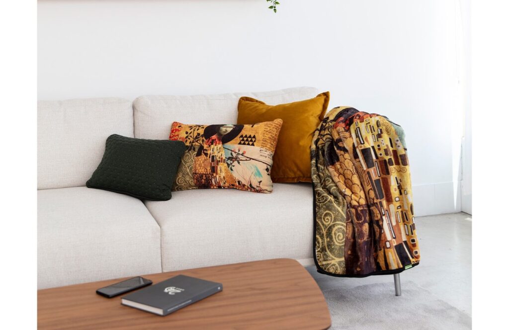 Klimt Blanket from Fama