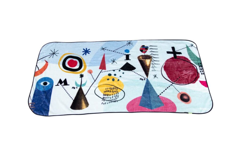 Miro Blanket from Fama