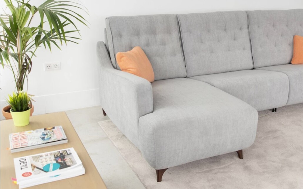 Avalon chaise sofa from Fama