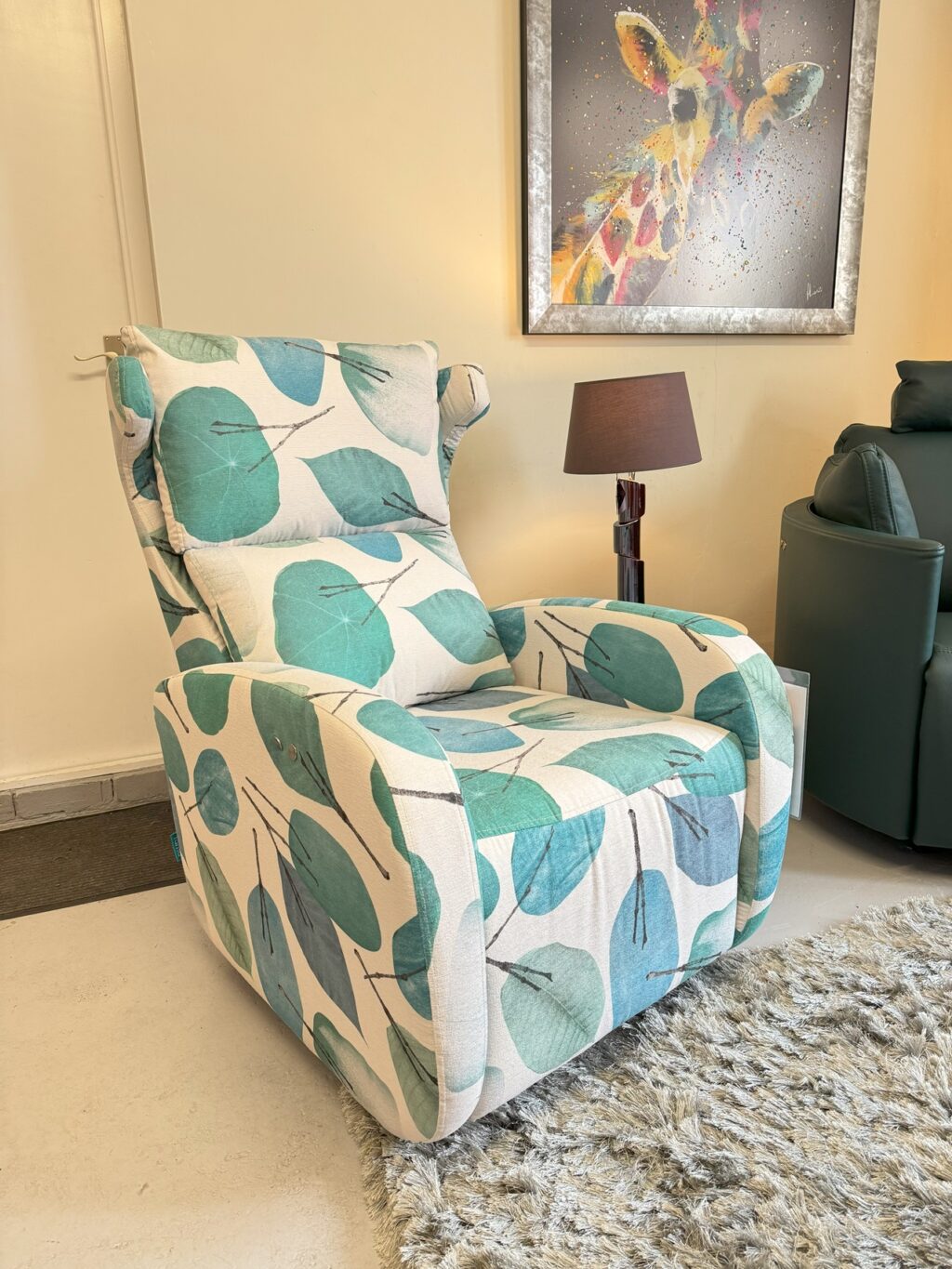 Kim power, rise recliner