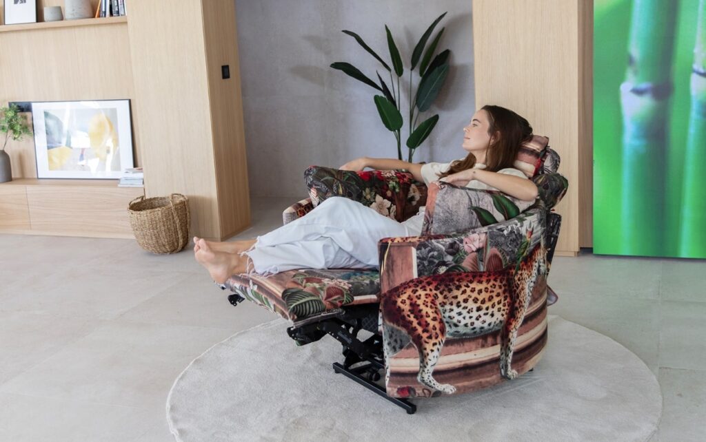 Moonrise Power Rise Recliner