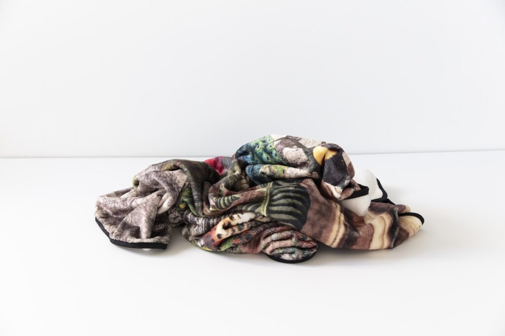 Tamarindo throw from Fama