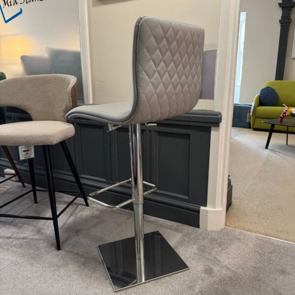 Rio Gas Lift Bar Stool