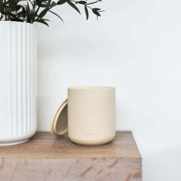 Himalayan Cedarleaf Scented Candle from Aery